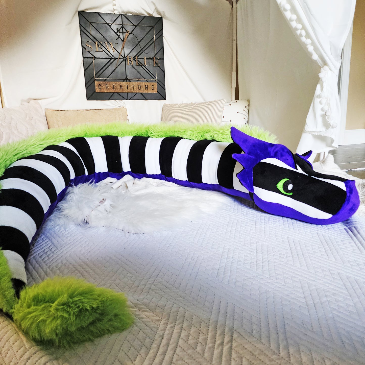 Beetlejuice inspired Sleepy Dragon